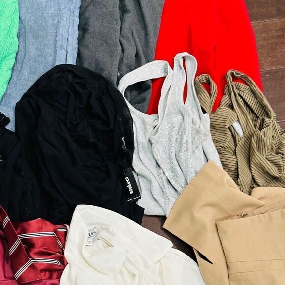 EXPRESS & BANANA REPUBLIC Reseller Lot Non Mystery Box Bundle of 17 Items All EU - Picture 2 of 6